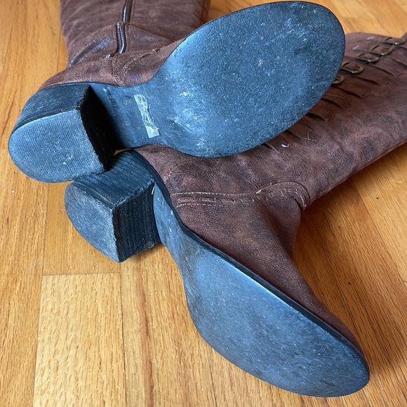 Knee high buckle boots - Picture 5 of 16